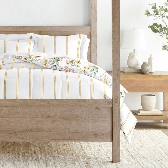 Chintz Floral Reversible Down-Alternative Comforter Set NIP - Picture 4 of 9